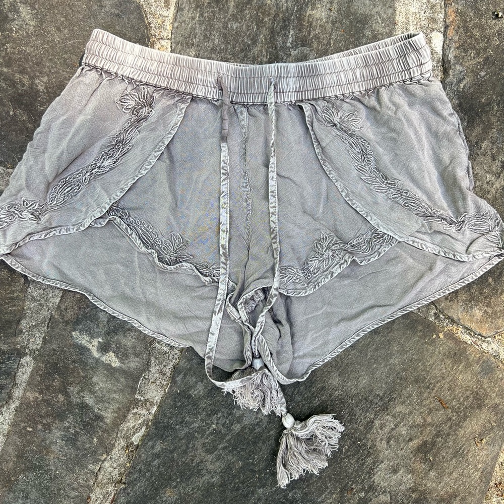 Earthbound lightweight drawstring shorts